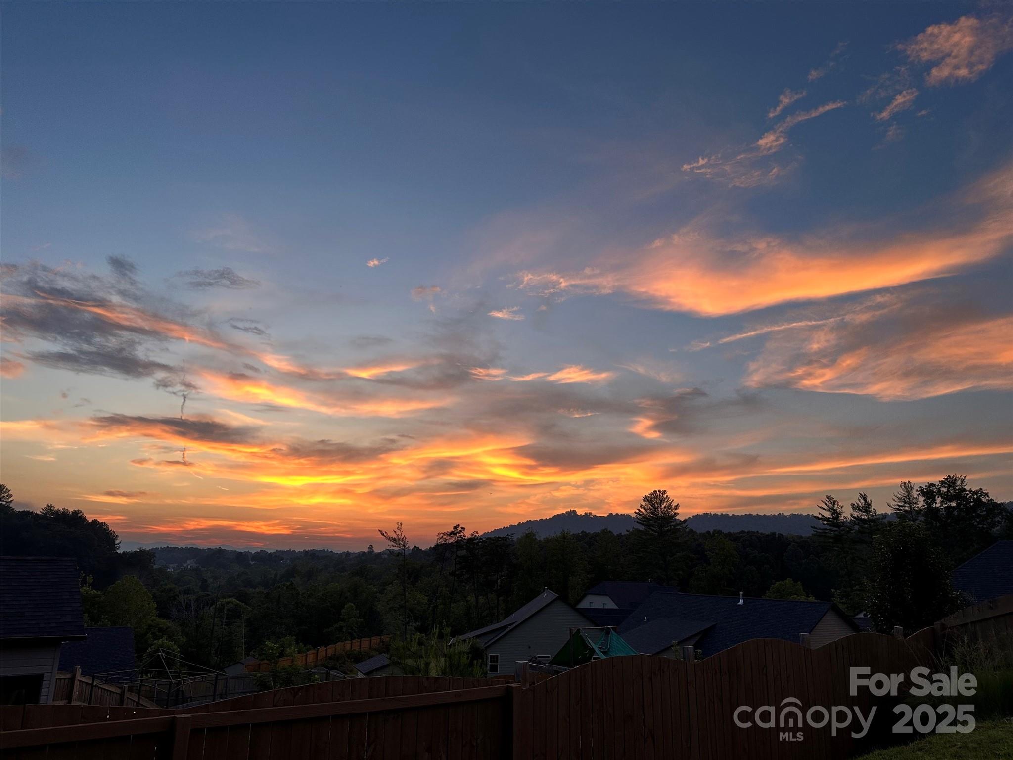 Maple Trace - Residential