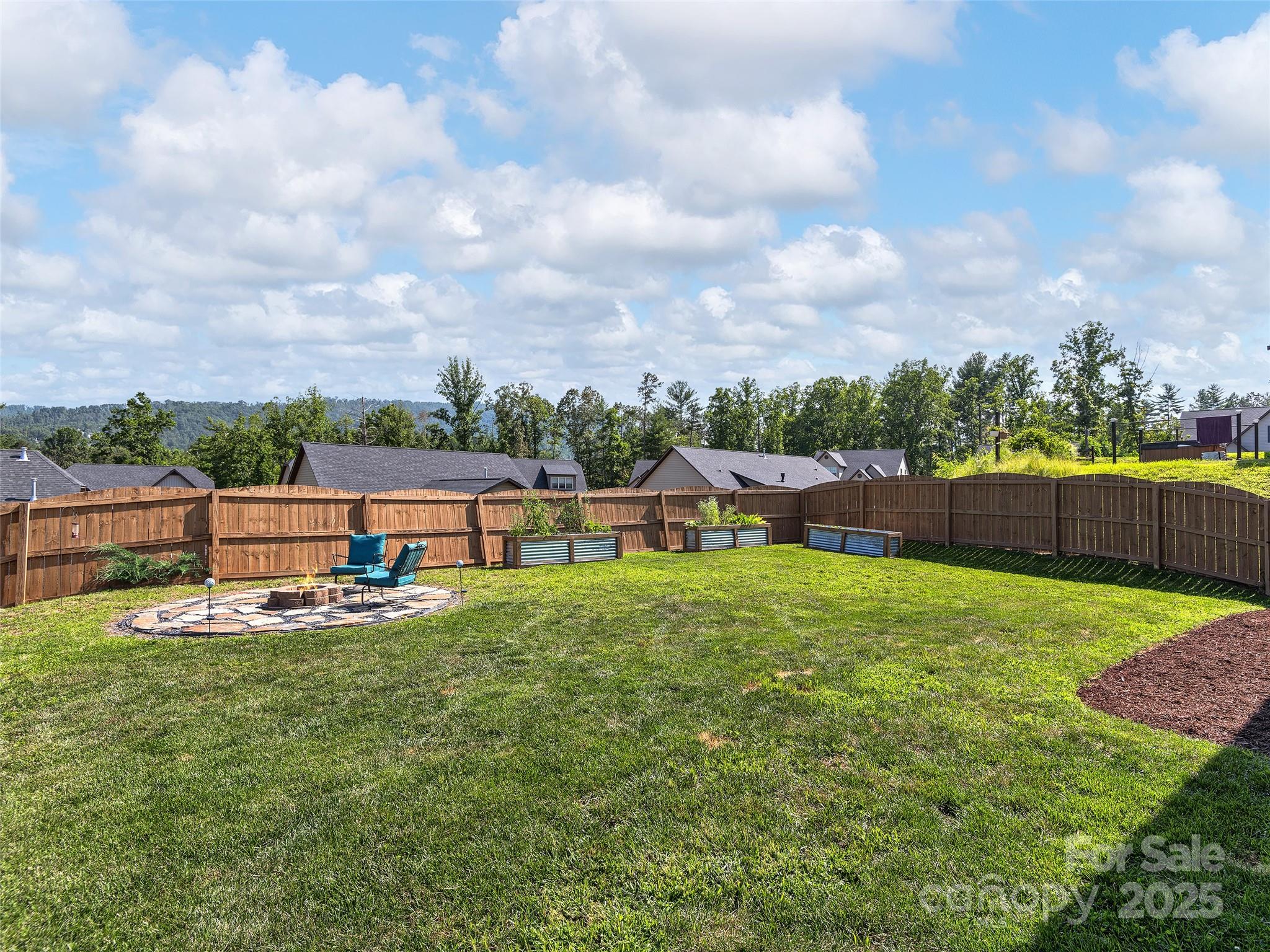 Maple Trace - Residential