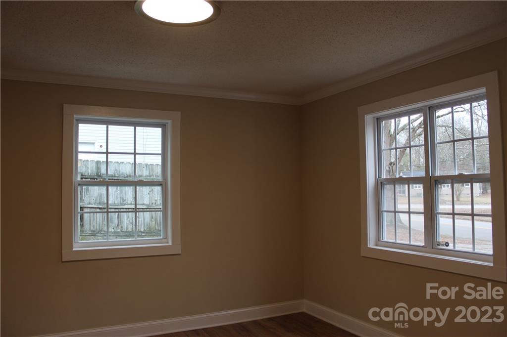 Sunny Hills - Residential