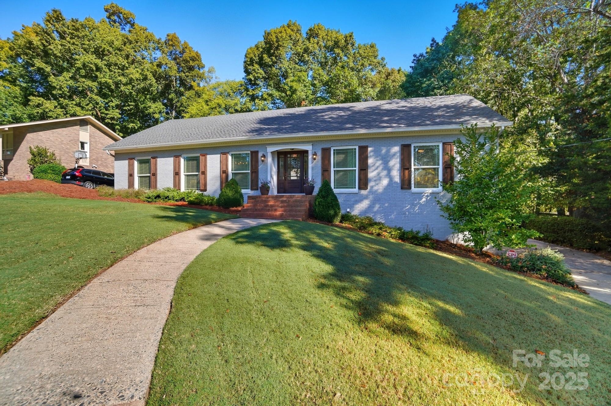 719 Peranna Place