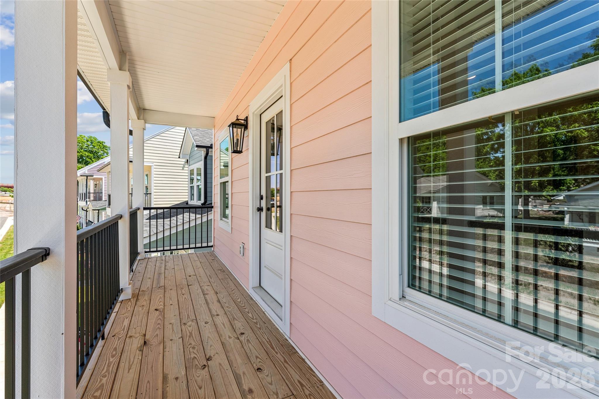 Magnolia - Residential