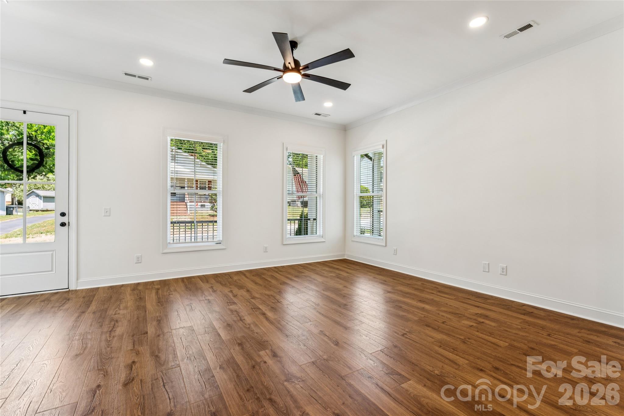 Magnolia - Residential