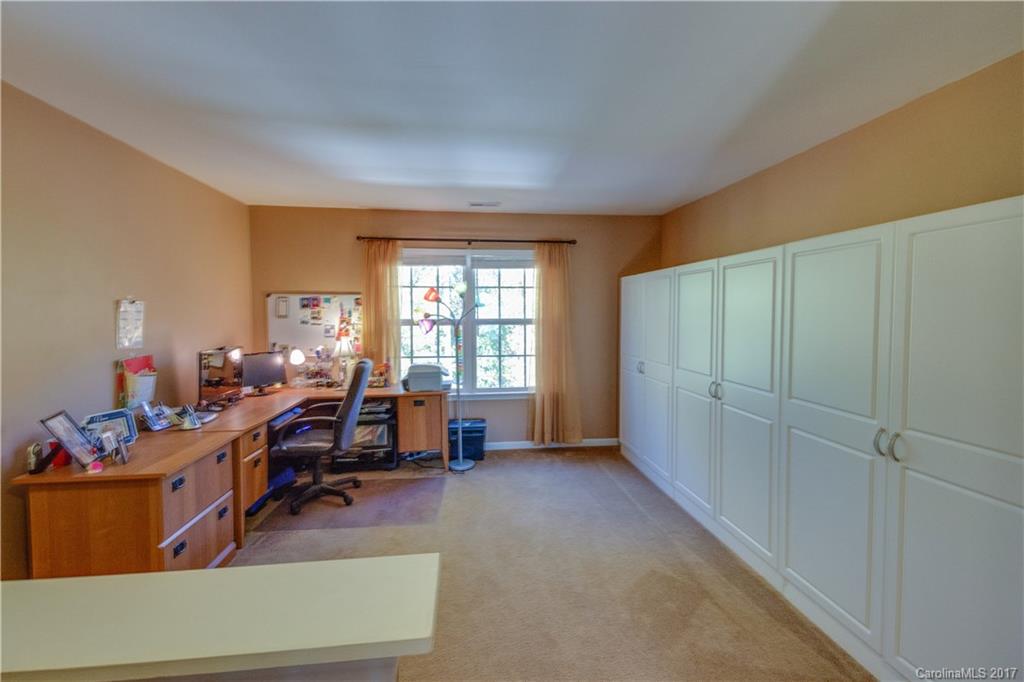 Dutchmans Ridge - Residential