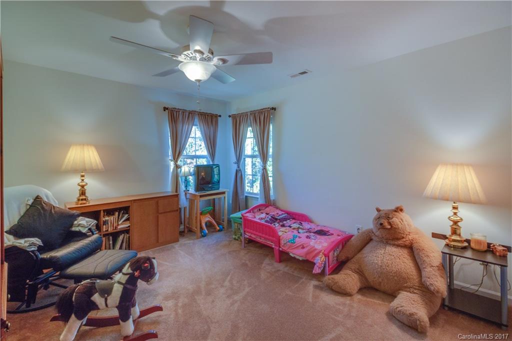 Dutchmans Ridge - Residential