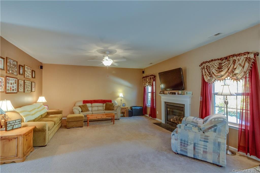 Dutchmans Ridge - Residential