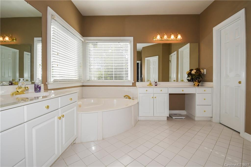 Highland Creek - Residential