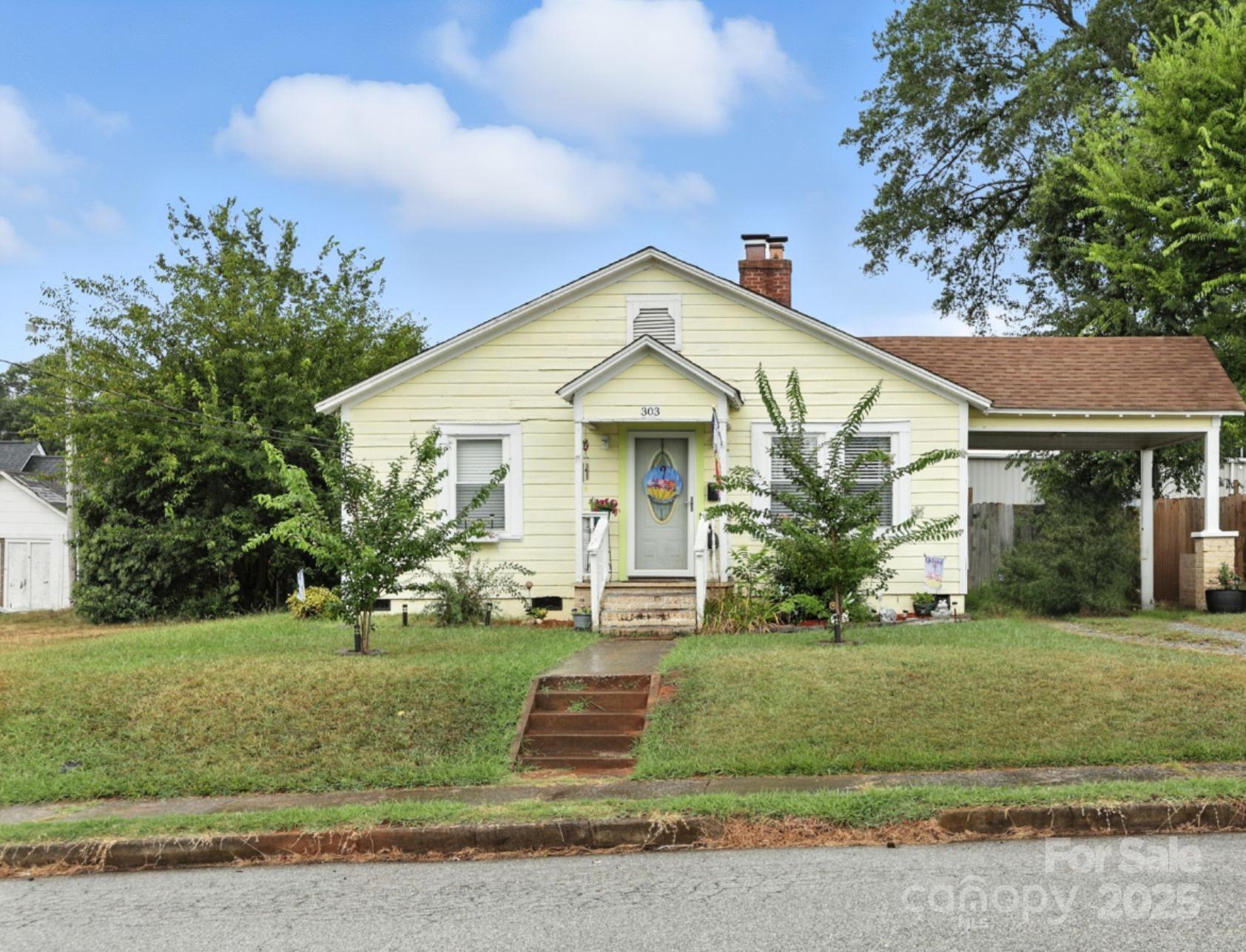 303 Poplar Street