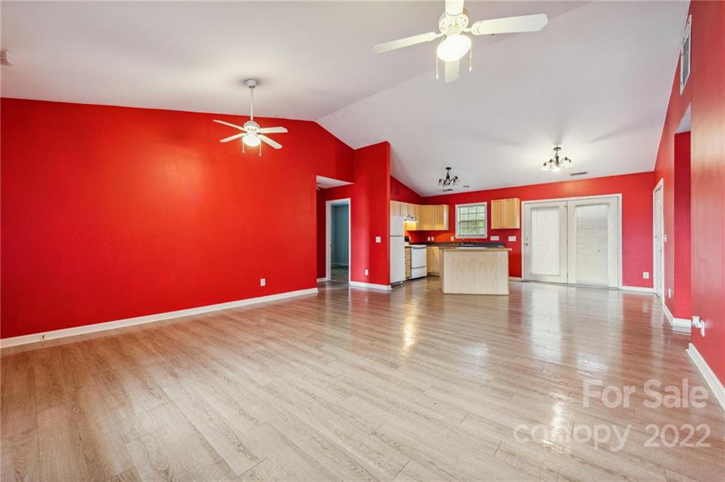 Mcalpine Glen - Residential