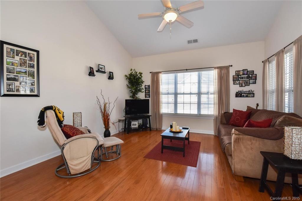 Riviera - Residential