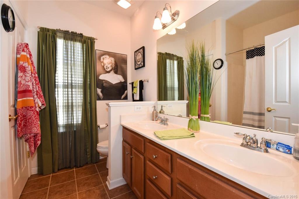 Riviera - Residential