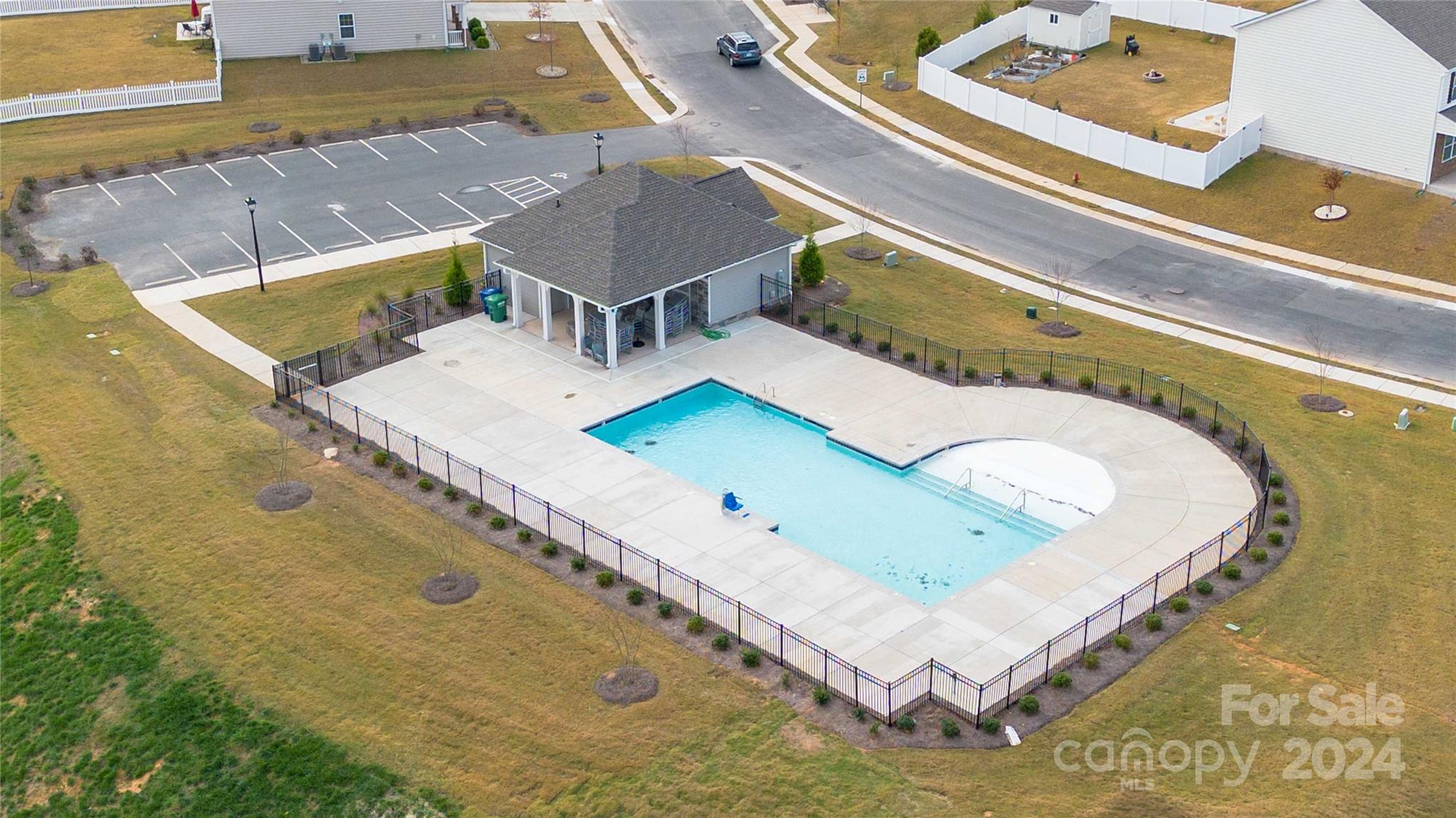 Crossroads - Residential