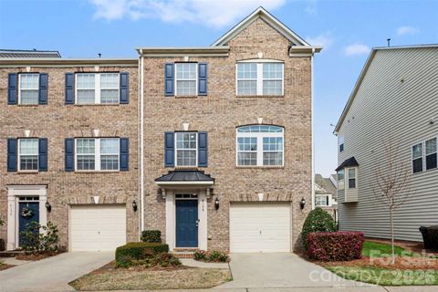 6148 Rockefeller Lane Charlotte NC 28210