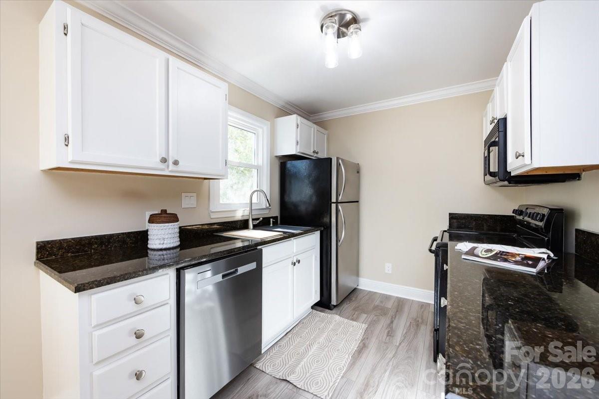 Myers Park Manor - Residential