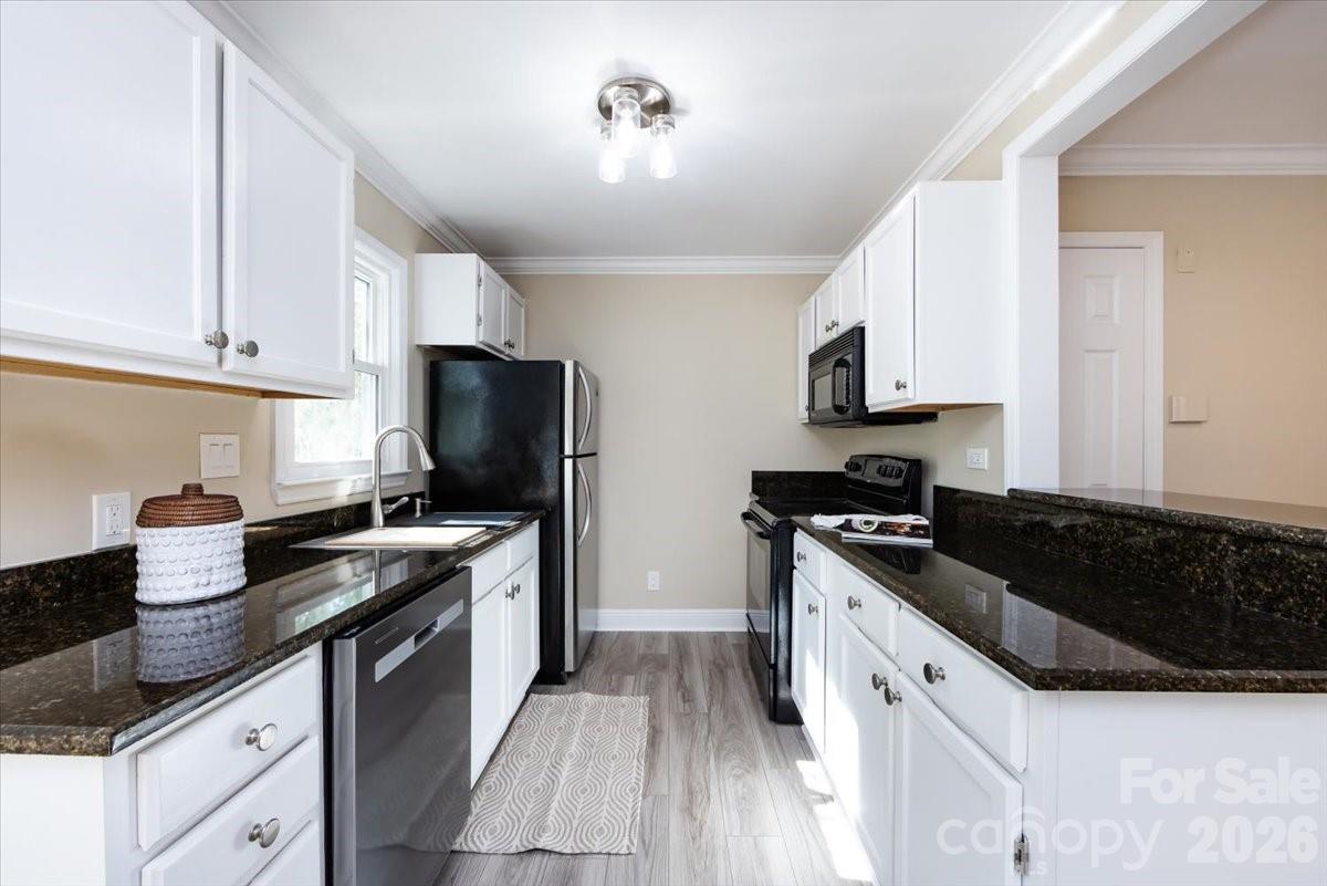 Myers Park Manor - Residential