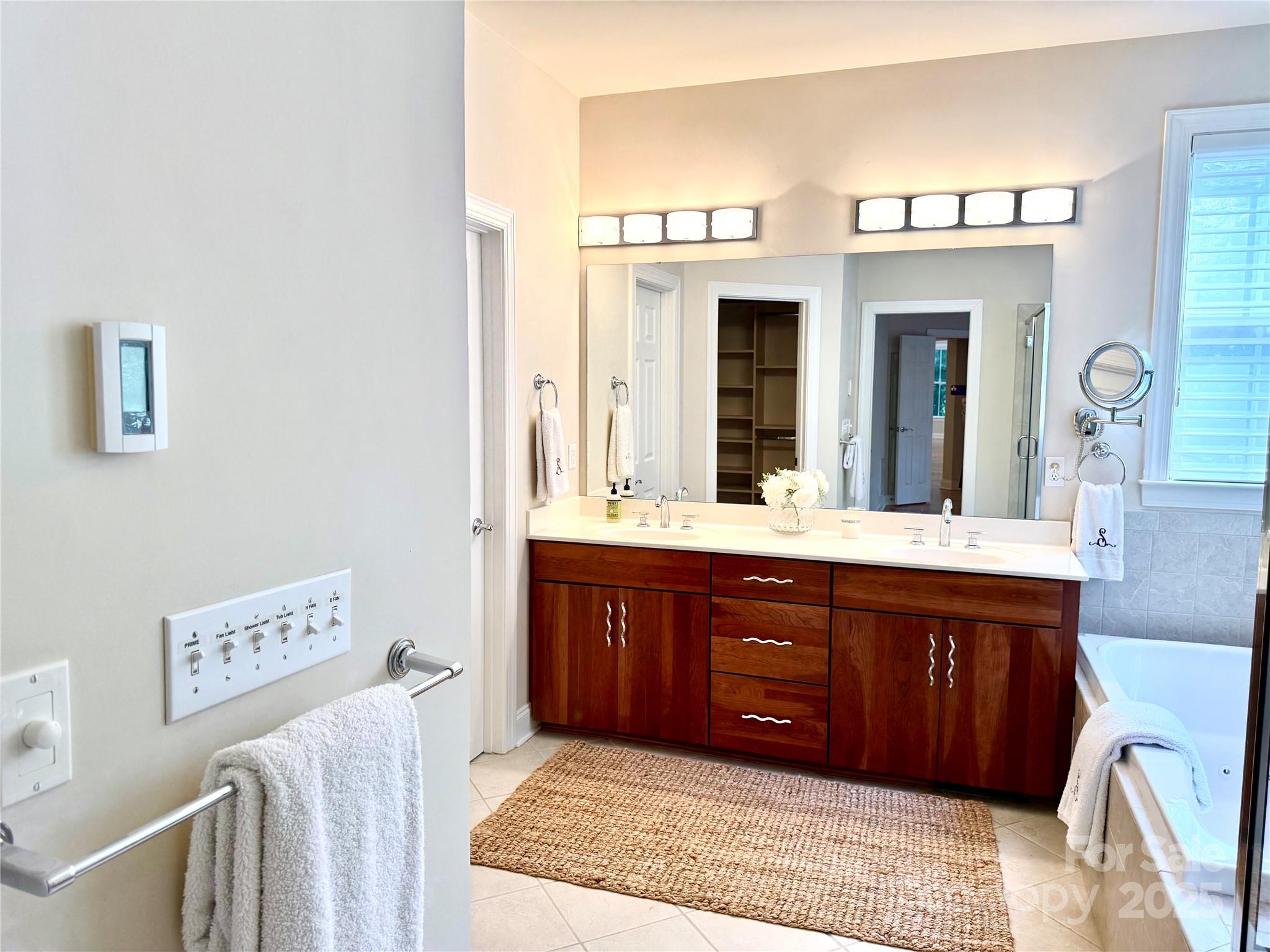 Biltmore Lake - Residential