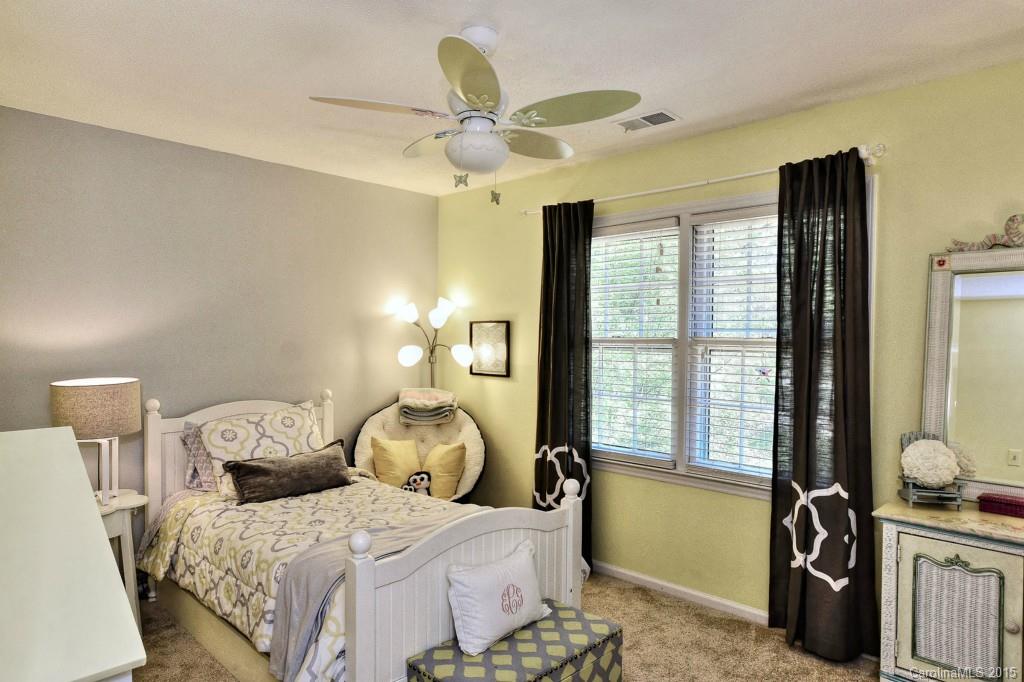 Sturnbridge - Residential