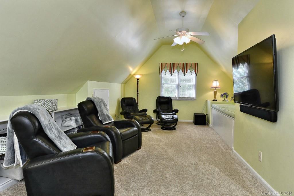 Sturnbridge - Residential