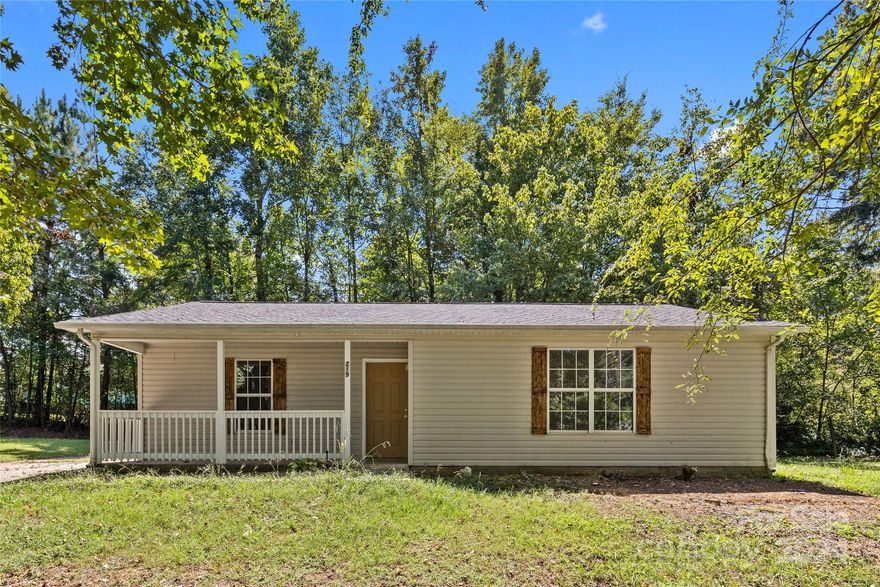 Welcome to this charming 3-bed, 2-bath ranch-style home in a serene setting, boasting vaulted ceilings and a freshly painted interior. The spacious layout offers a large front porch, perfect for enjoying your morning coffee, and a peaceful backyard with natural privacy. The long driveway provides ample parking, and there’s no HOA to worry about. The seller is offering $2,500 toward stainless steel appliances, making this home move-in ready! Conveniently located near I-85, this property is close to all the shopping and retail that southwest Salisbury has to offer. With 100% financing available, this is an excellent opportunity for first-time buyers. Don’t miss out on this hidden gem!