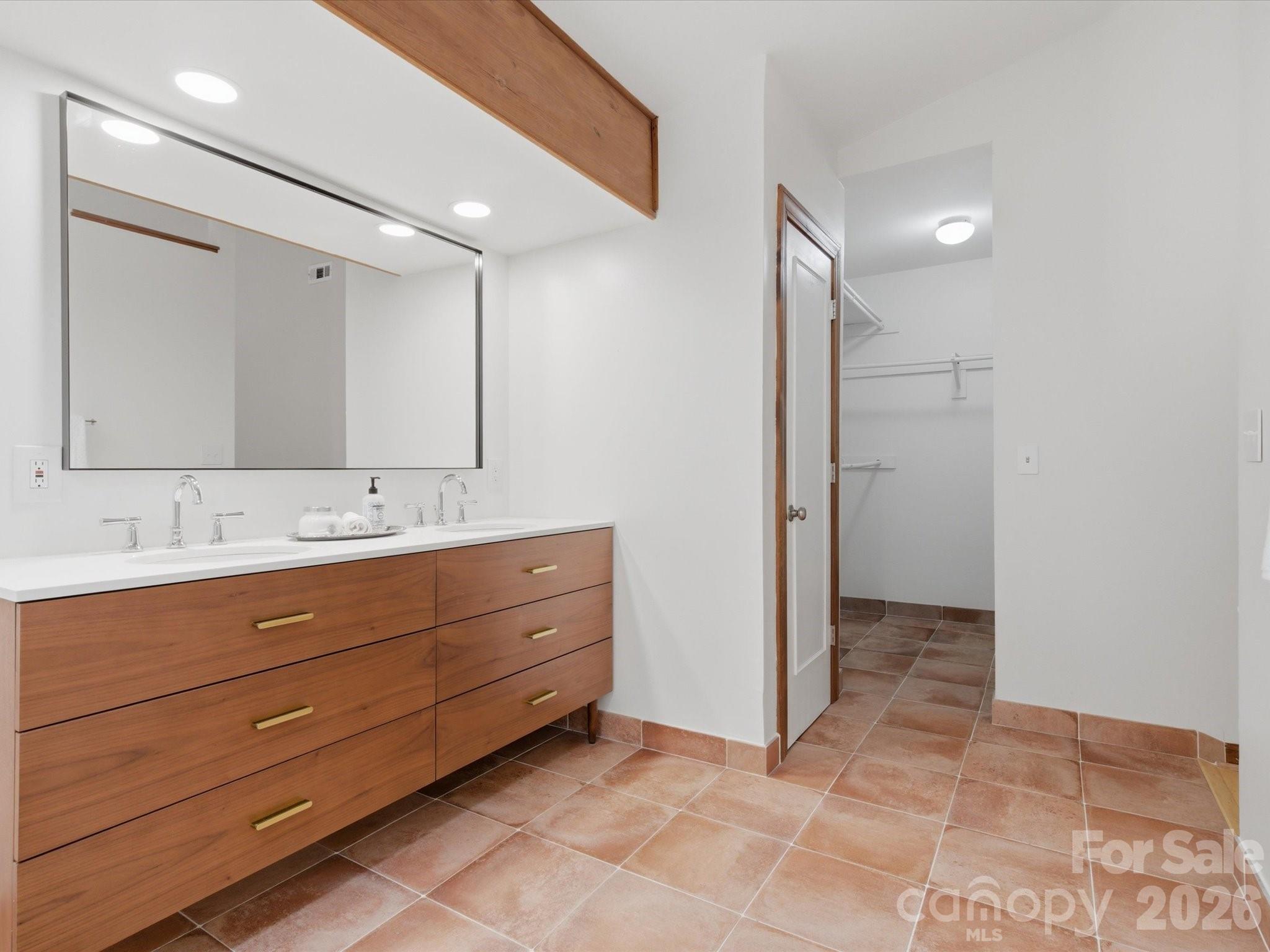 Sardis Hills - Residential