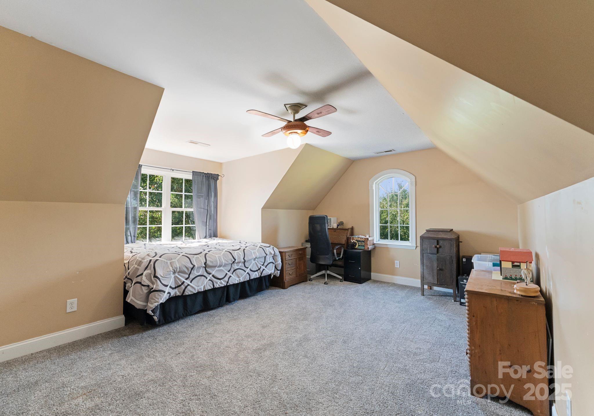 Pinecrest - Residential