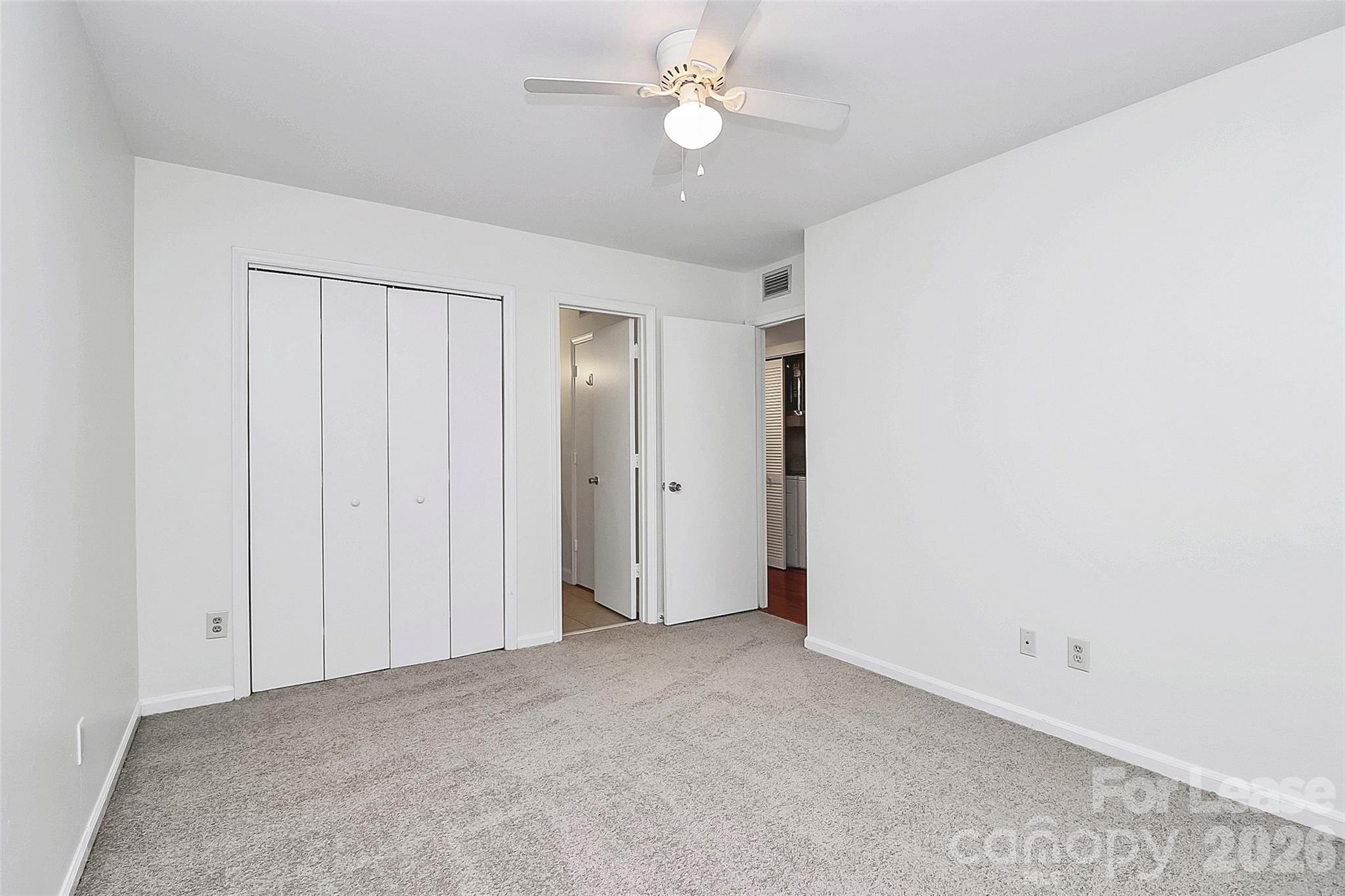 Myers Park Manor - Residential Lease