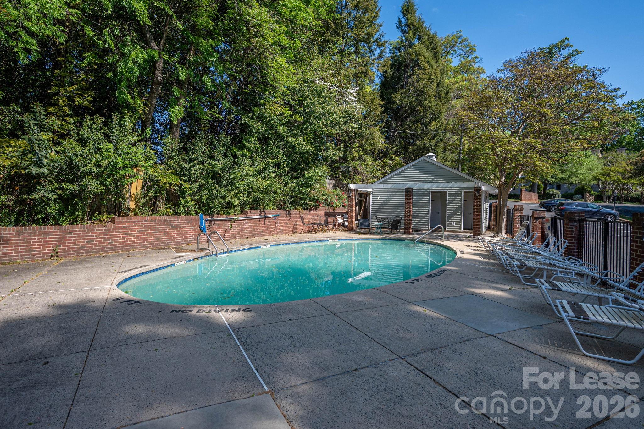 Myers Park Manor - Residential Lease