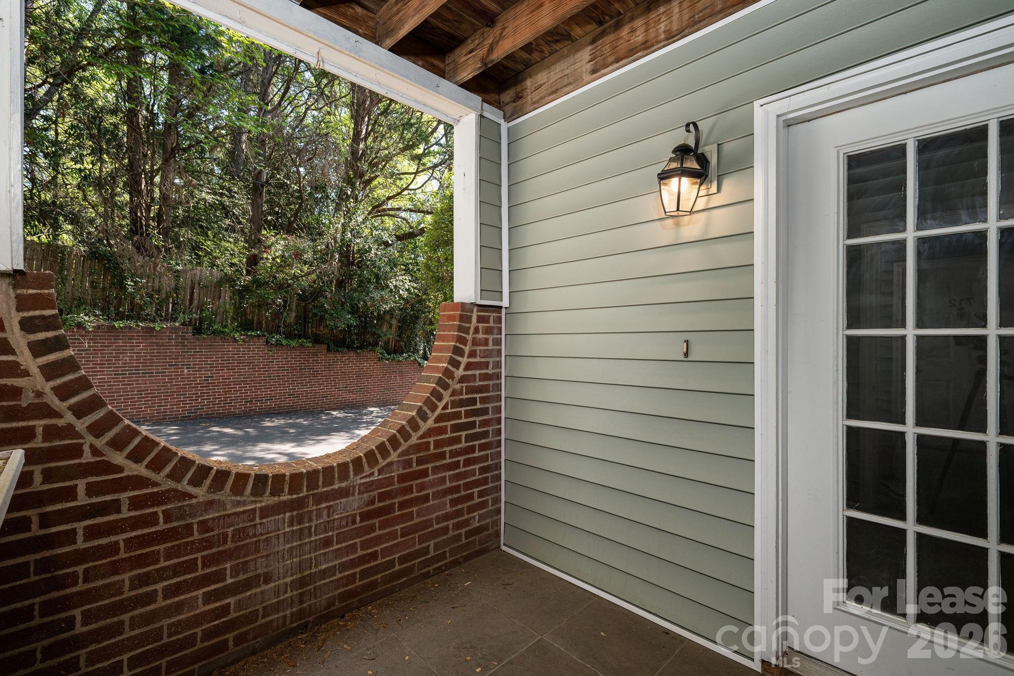 Myers Park Manor - Residential Lease