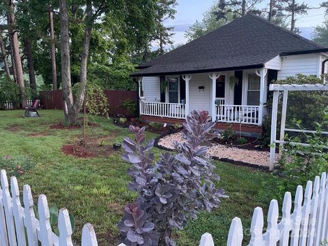 Single Family Residence in Clover SC 132 Oak Street.jpg