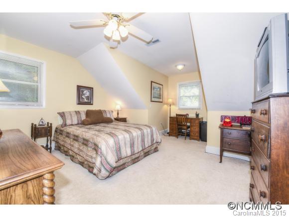 Smoky Falls - Residential