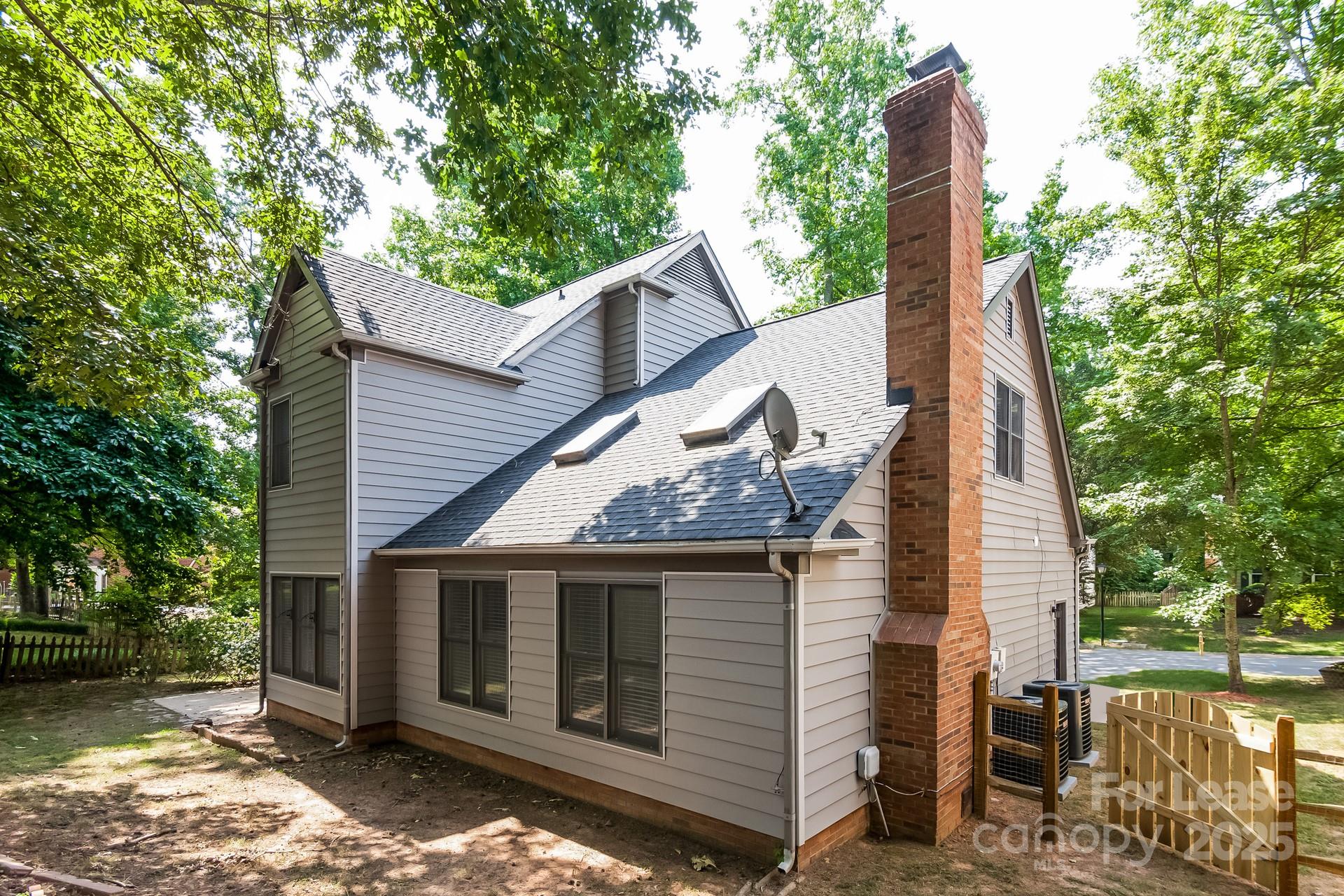 Brownes Ferry - Residential Lease