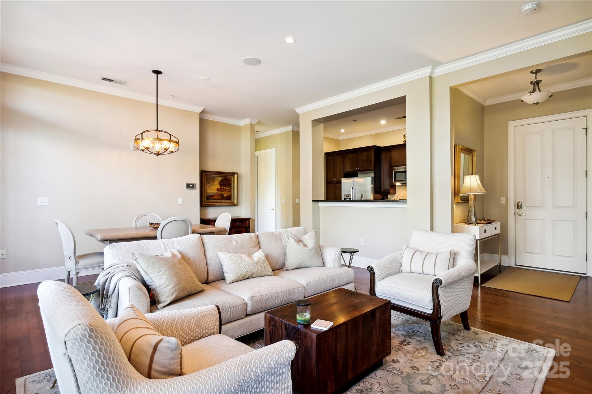 5425 Closeburn Road 309