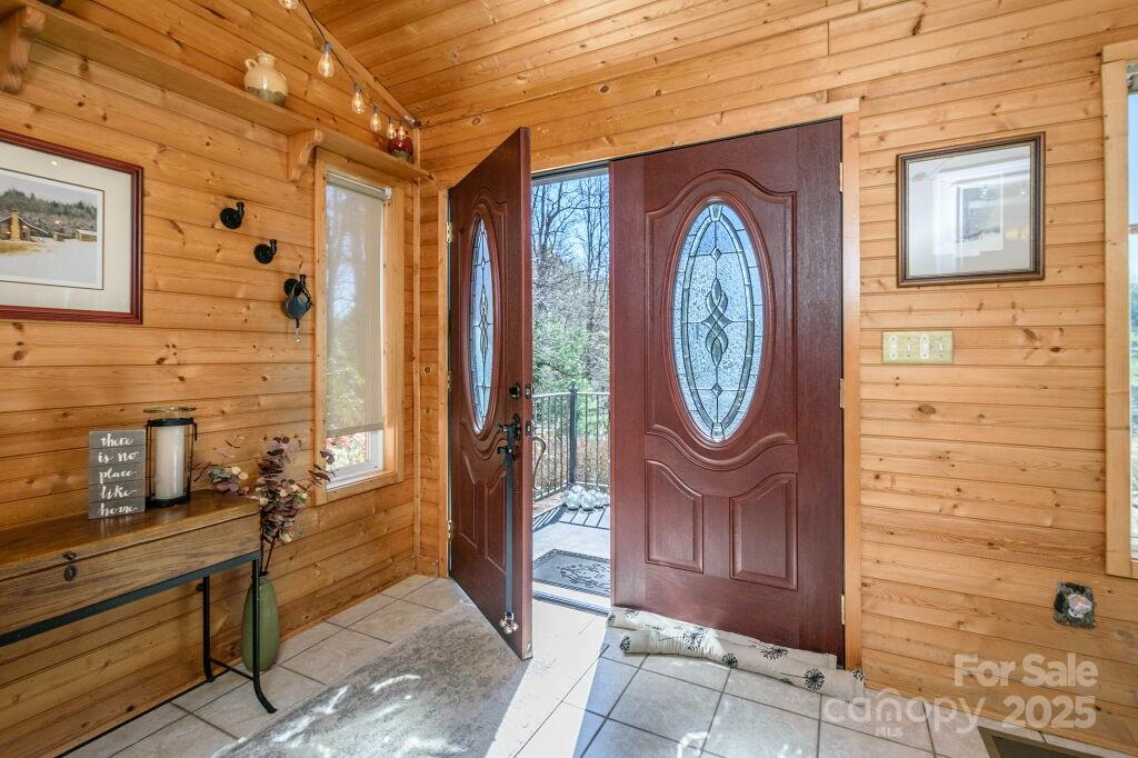 108 Sky View Lane