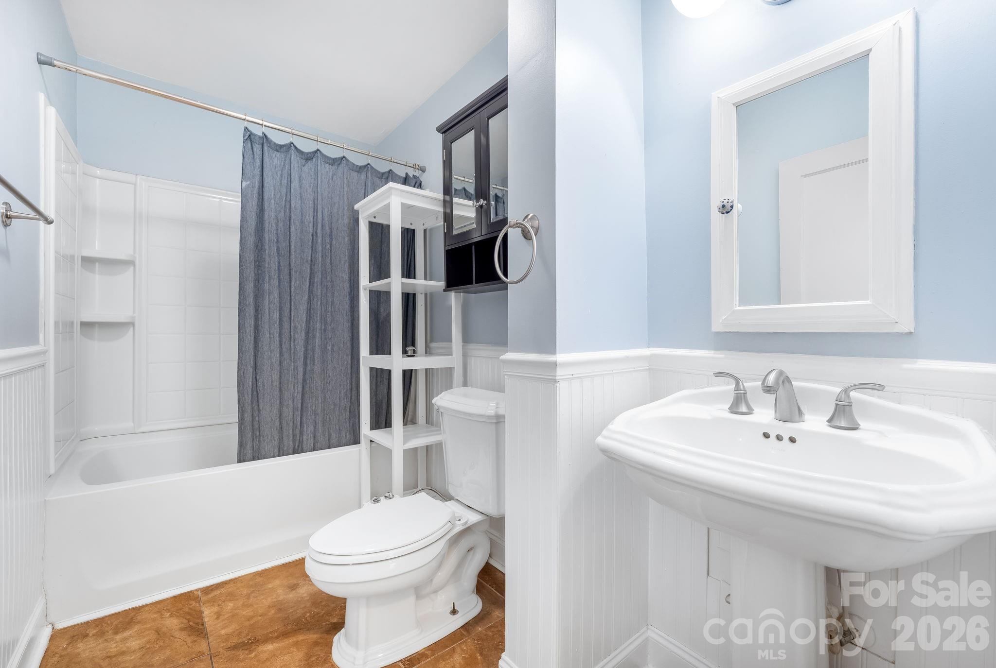 The Arts District - Residential