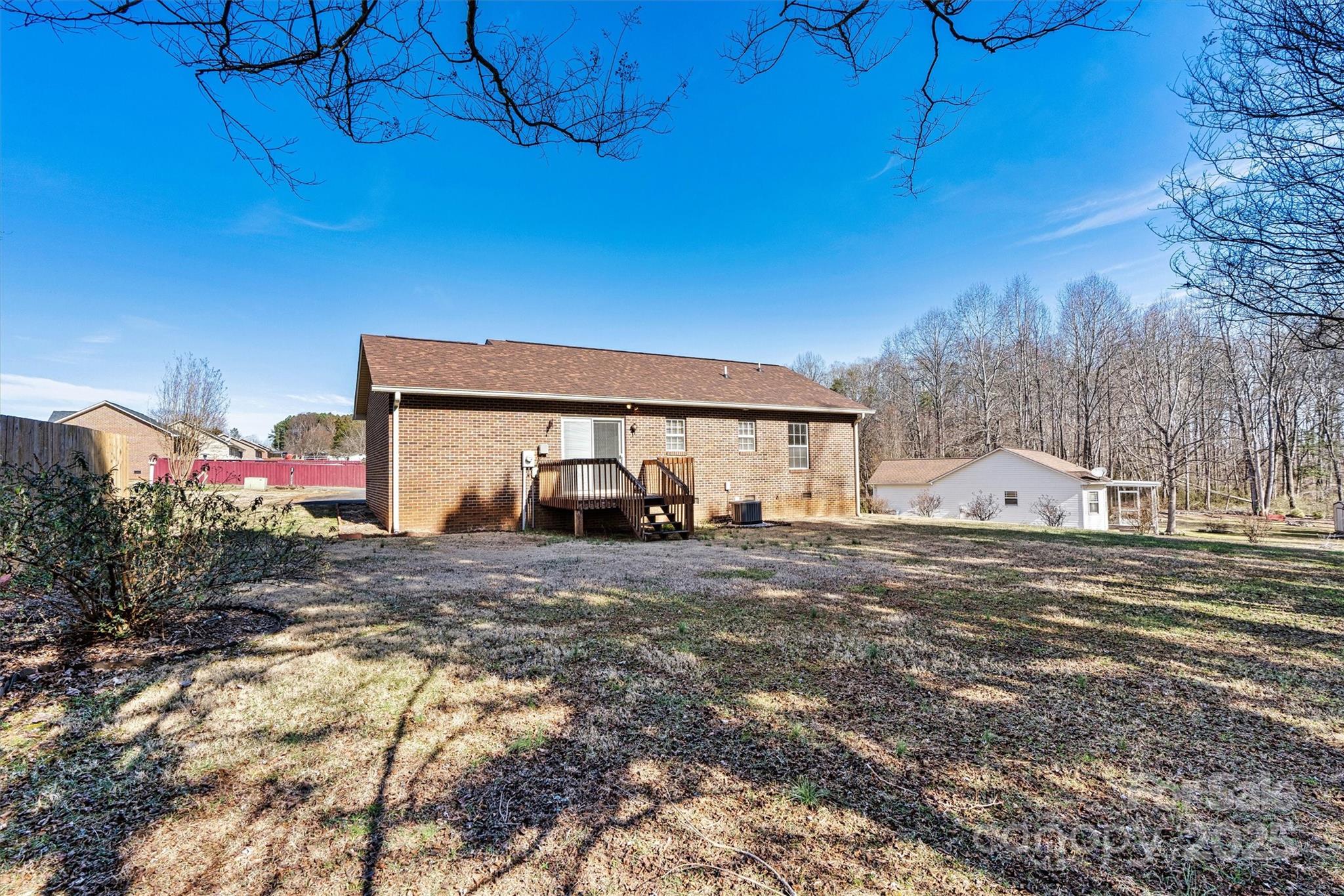 SUMMERFIELD - Residential