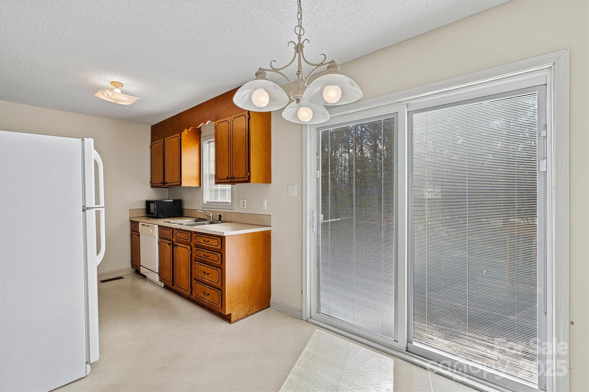 SUMMERFIELD - Residential