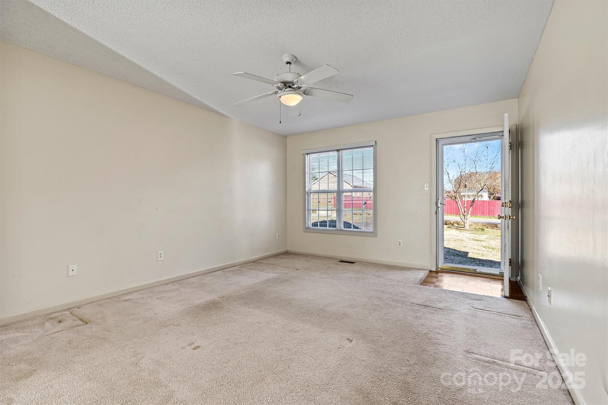 SUMMERFIELD - Residential