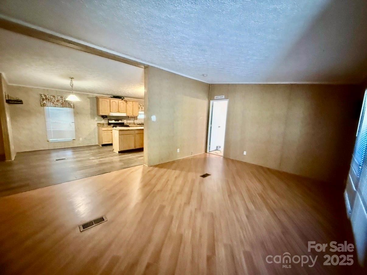 1409 Clayton Drive