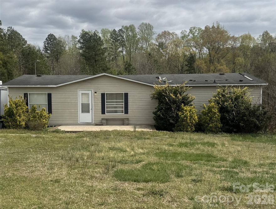 Great investment opportunity. This 3 Br/ 2 Full Bath double-wide manufactured home sites on .50 acres but is being sold with an additional parcel (.50 acres) directly behind home. Parcel #209 151, Home has good bones but needs some updates and TLC. Heat pump was replaced in 2019, Hot water heater replaced in 2023. Roof is original to home and needs to be replaced. No HOA. Home has great potential and would be perfect for an investor or buyer looking for a project with great upside!
Home is being Sold "As Is" No repairs to be made by sellers.