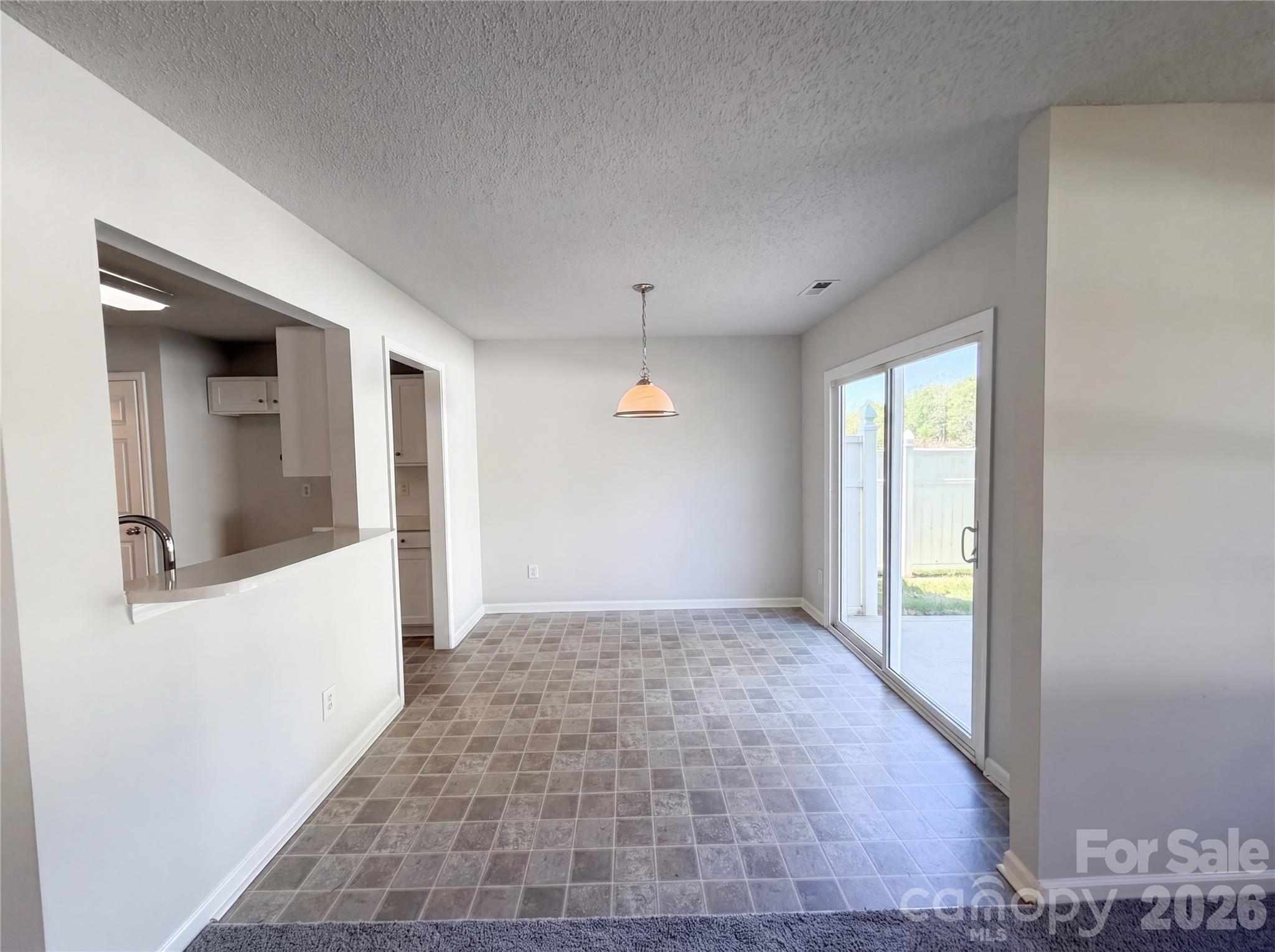 Meadowcreek - Residential