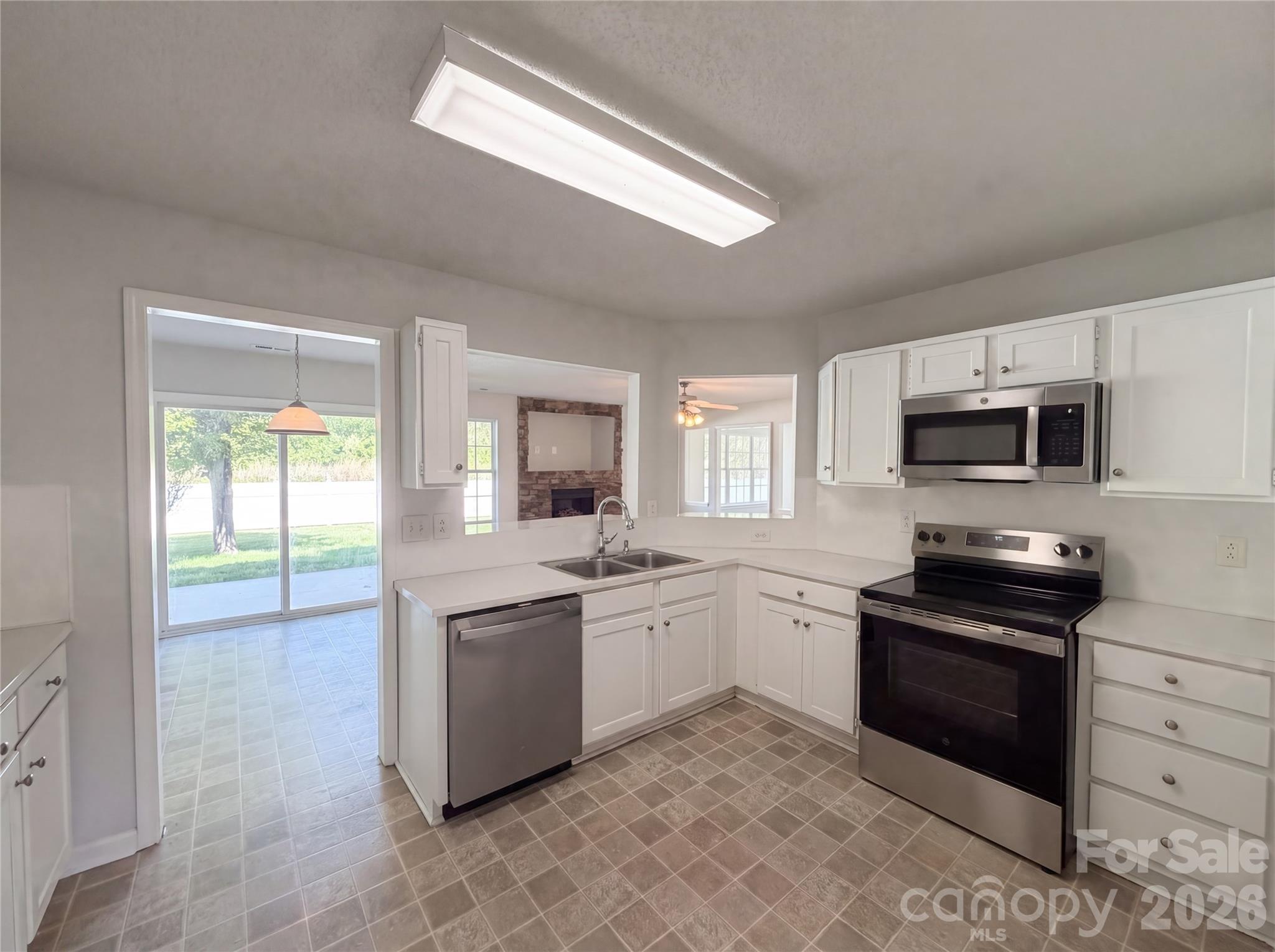 Meadowcreek - Residential