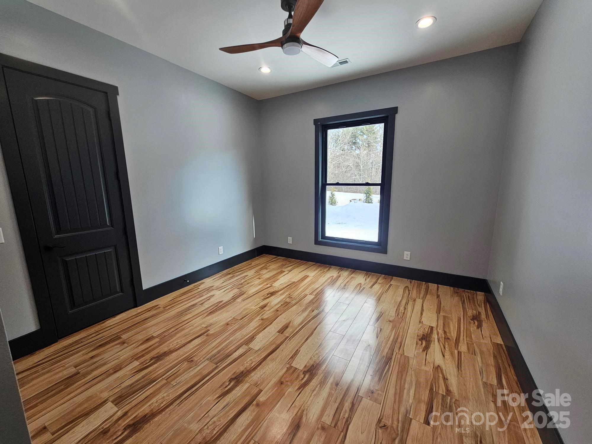 1076 Table View Drive 55