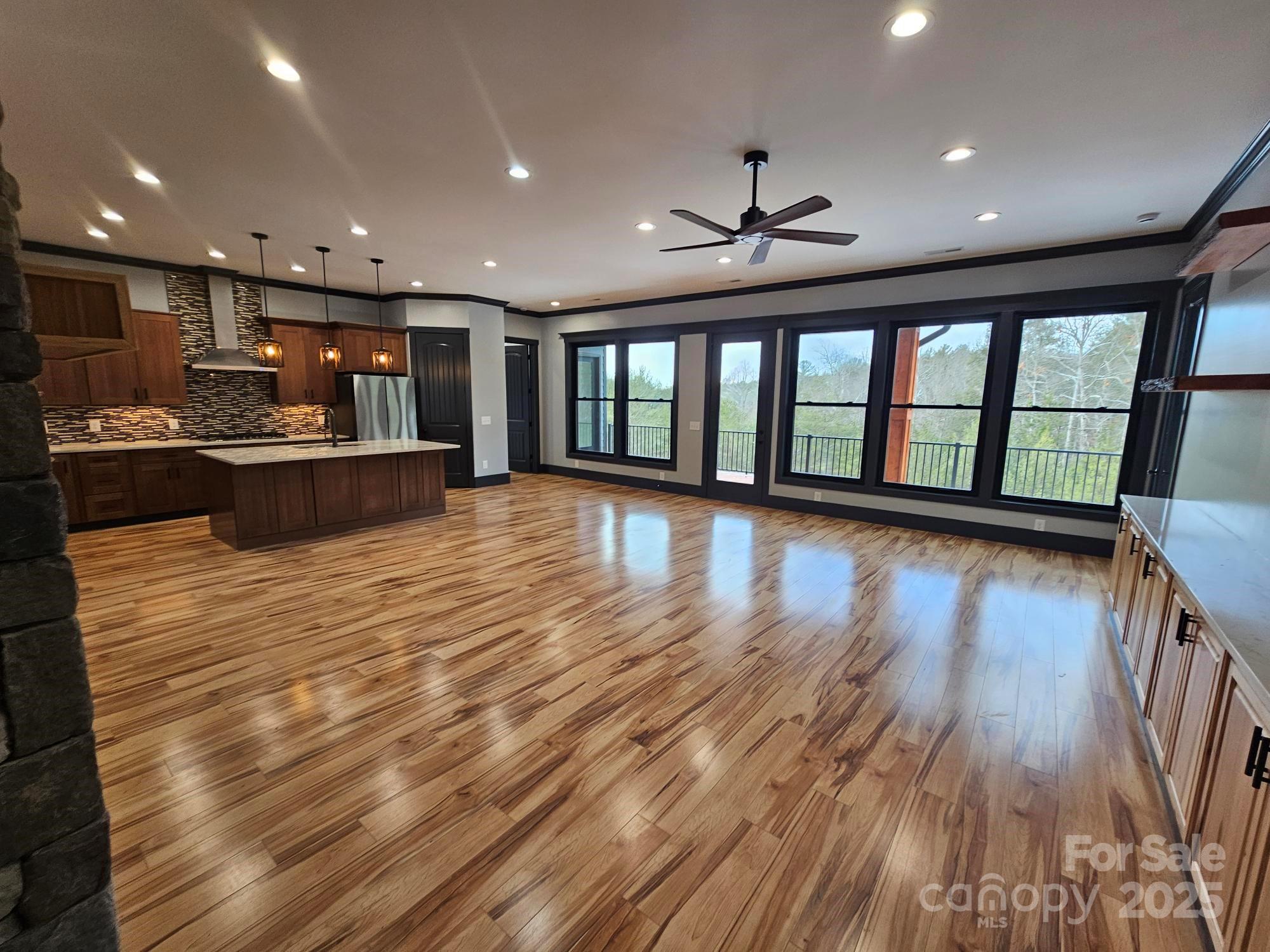 1076 Table View Drive 55