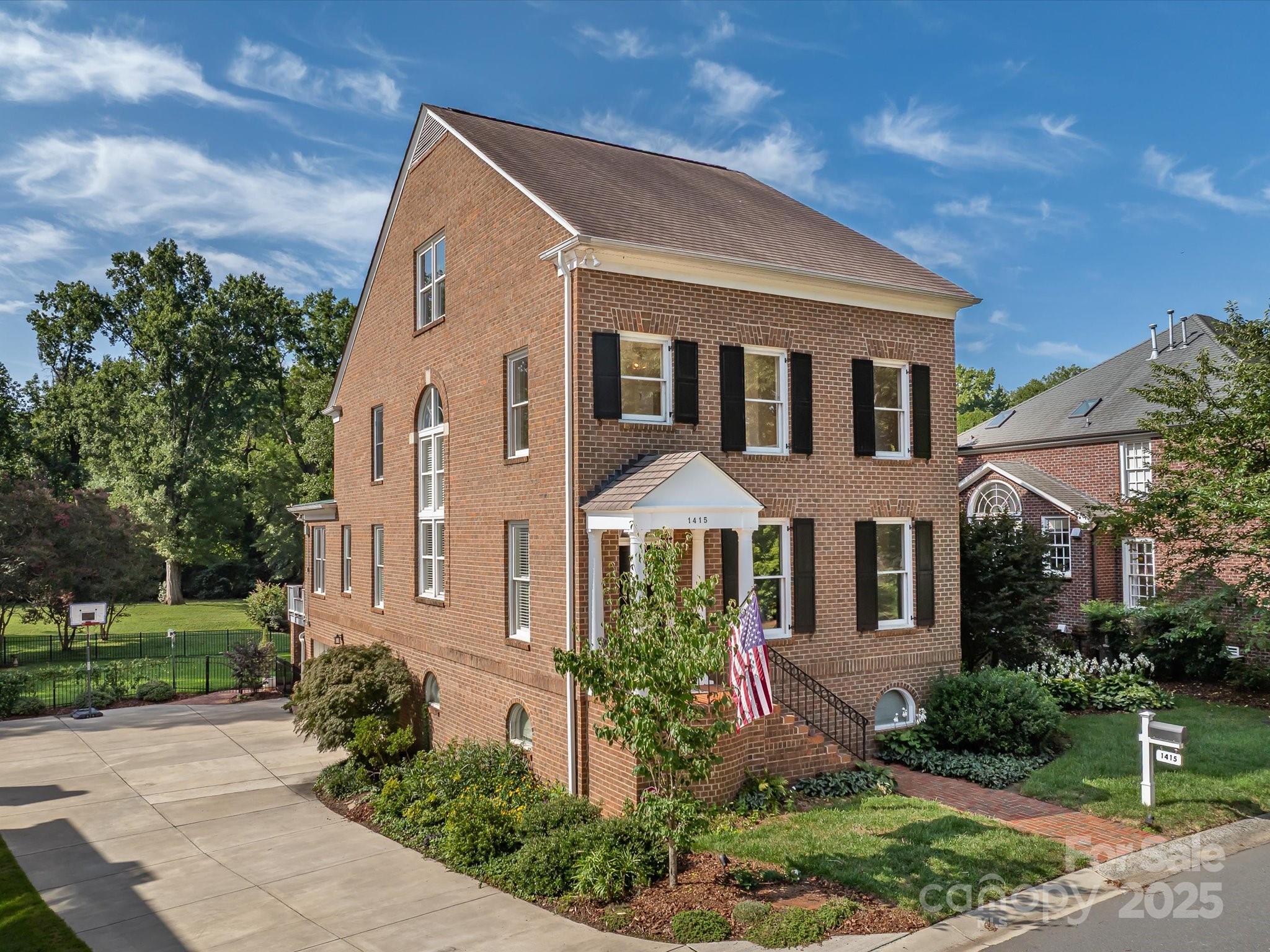 1415 Myers Park Drive