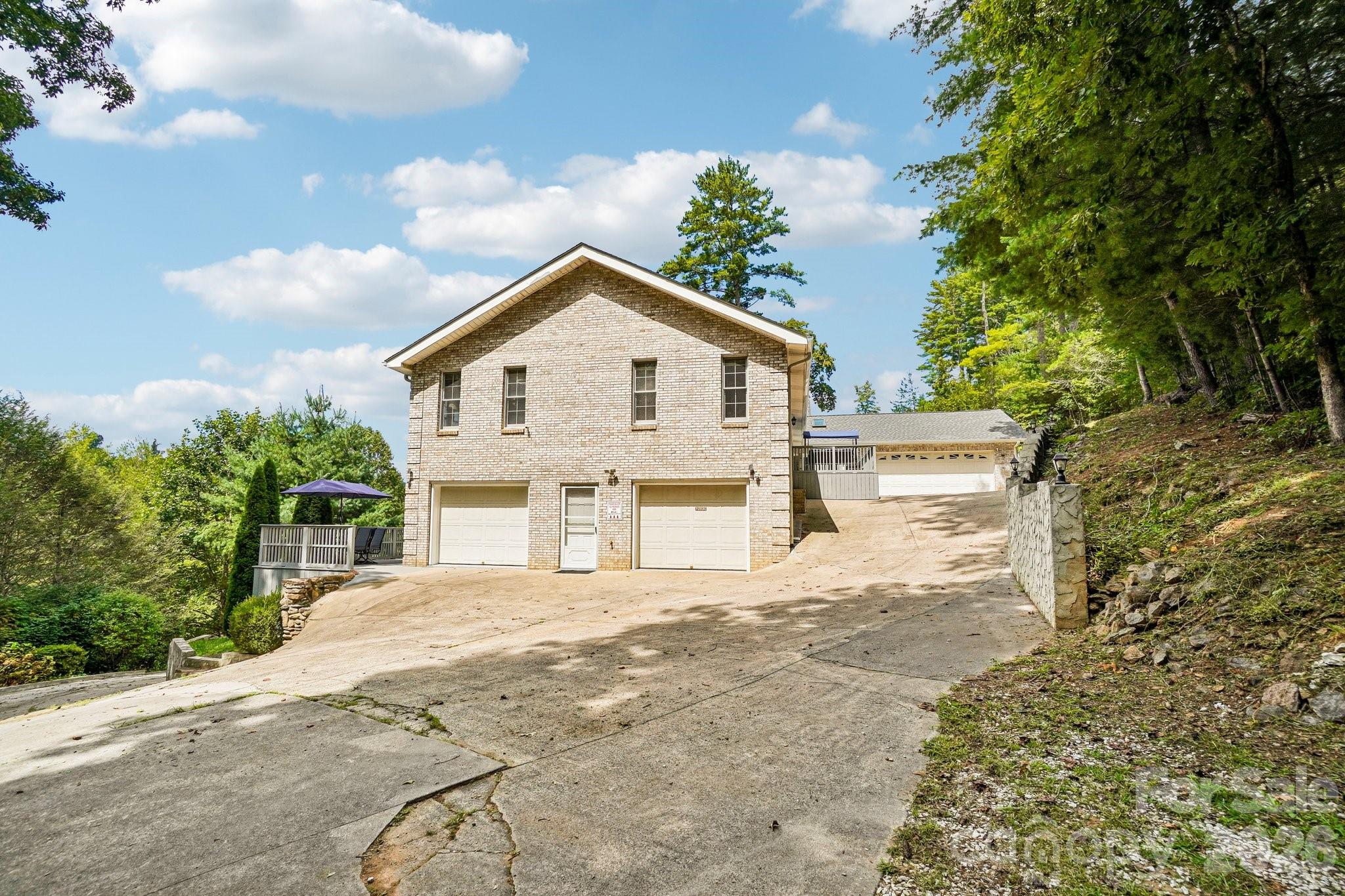 54 Gap Creek Road