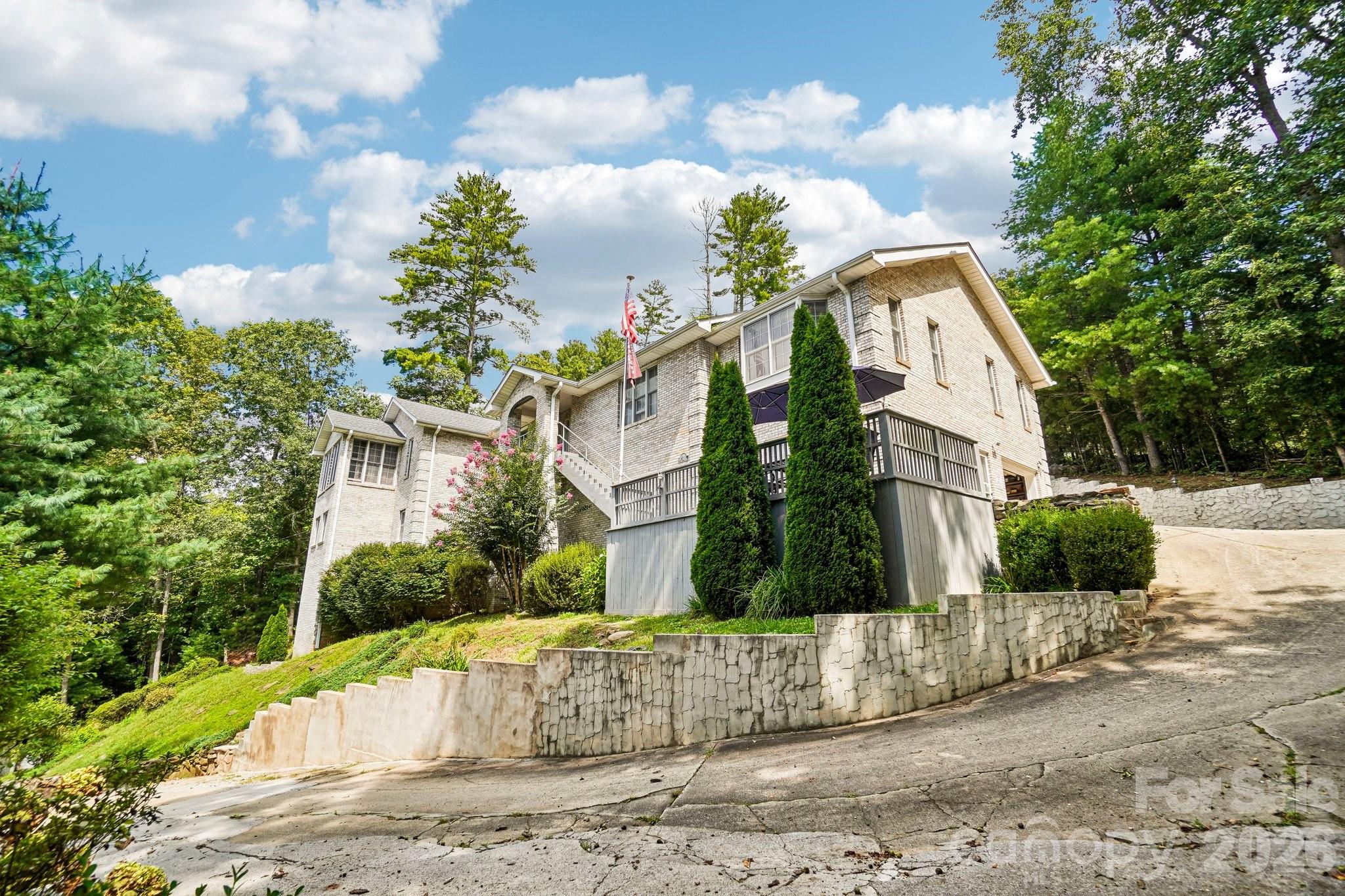 54 Gap Creek Road