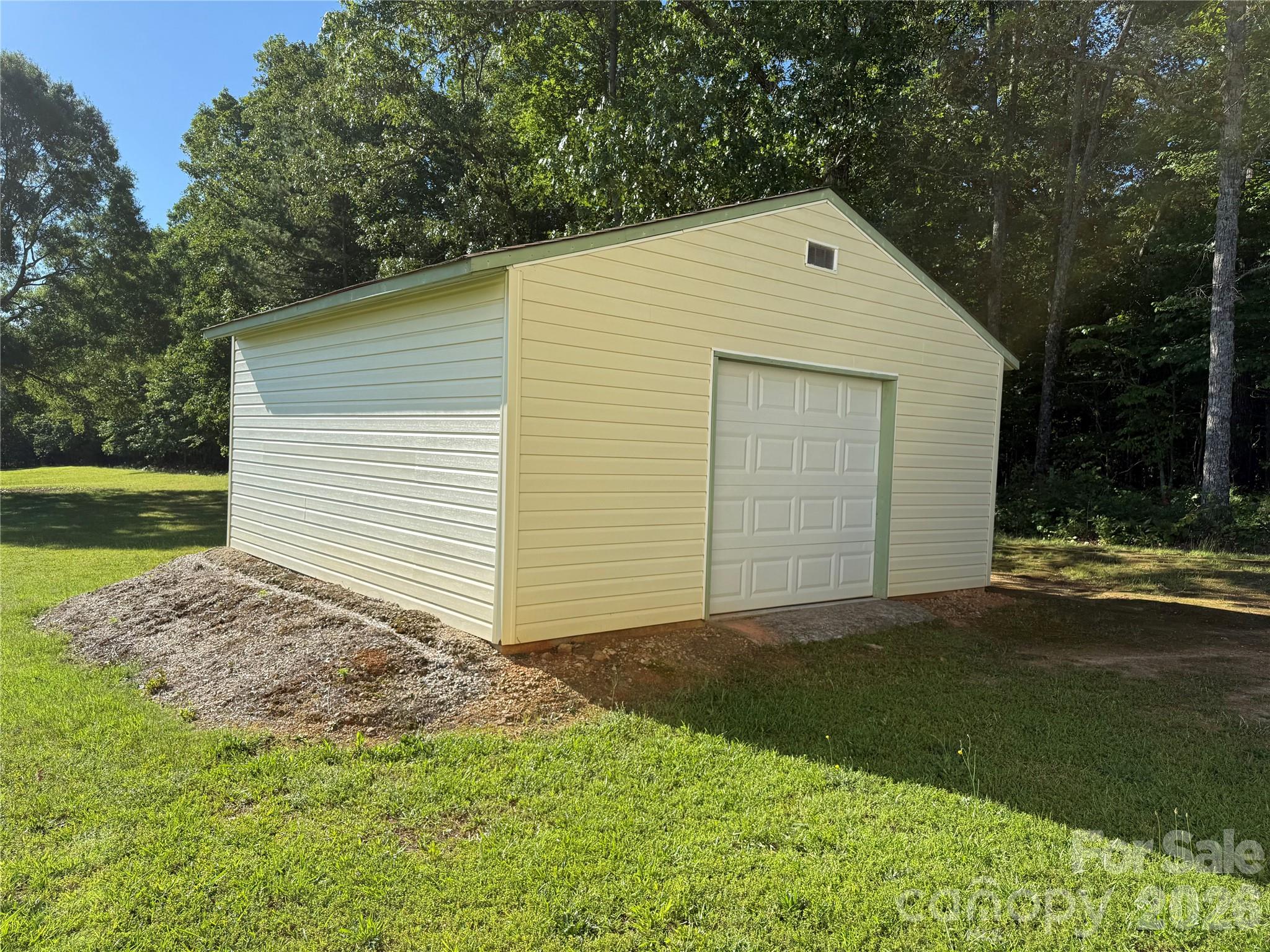 2178 Ixoria Road 6