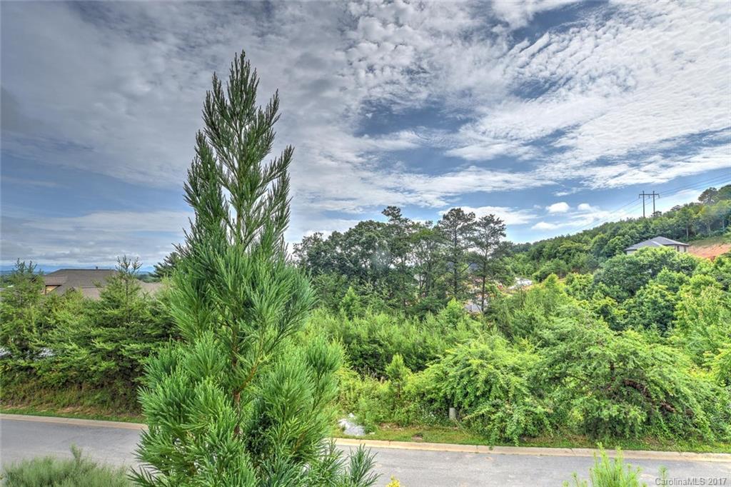 Leicester Village - Land