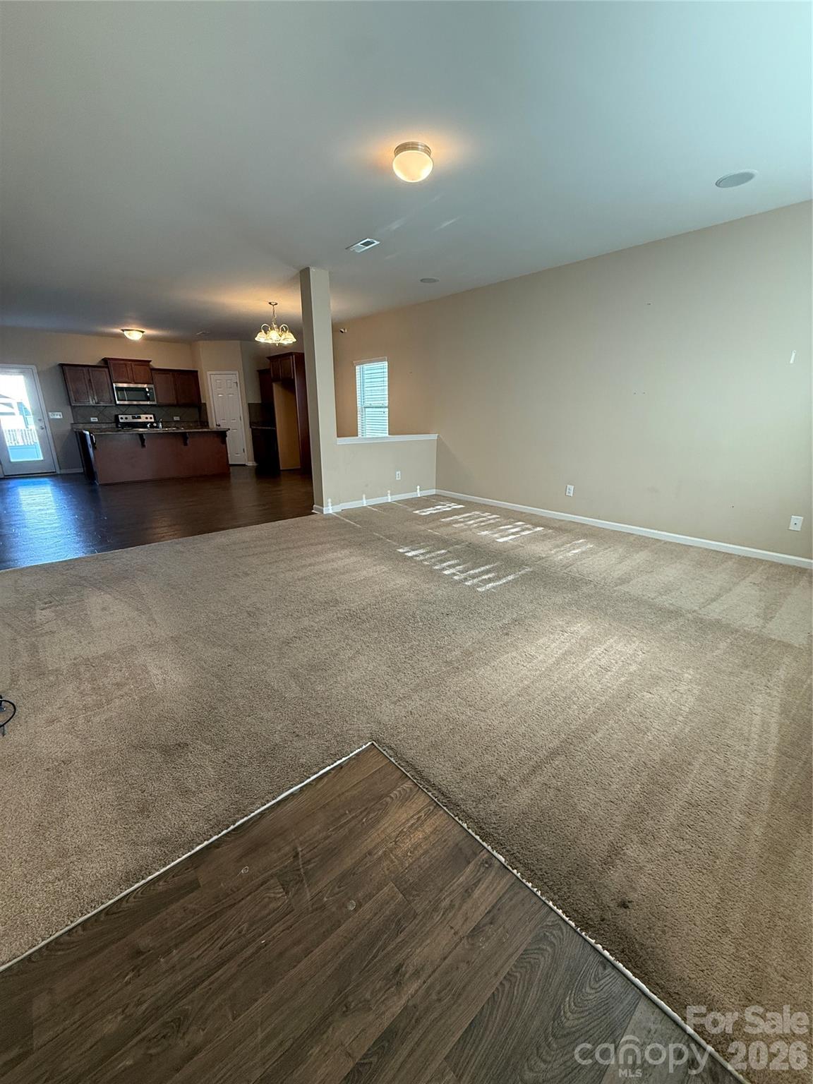 834 Von Buren Boulevard