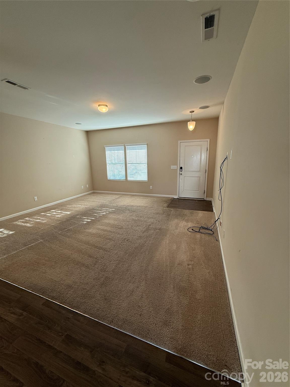 834 Von Buren Boulevard