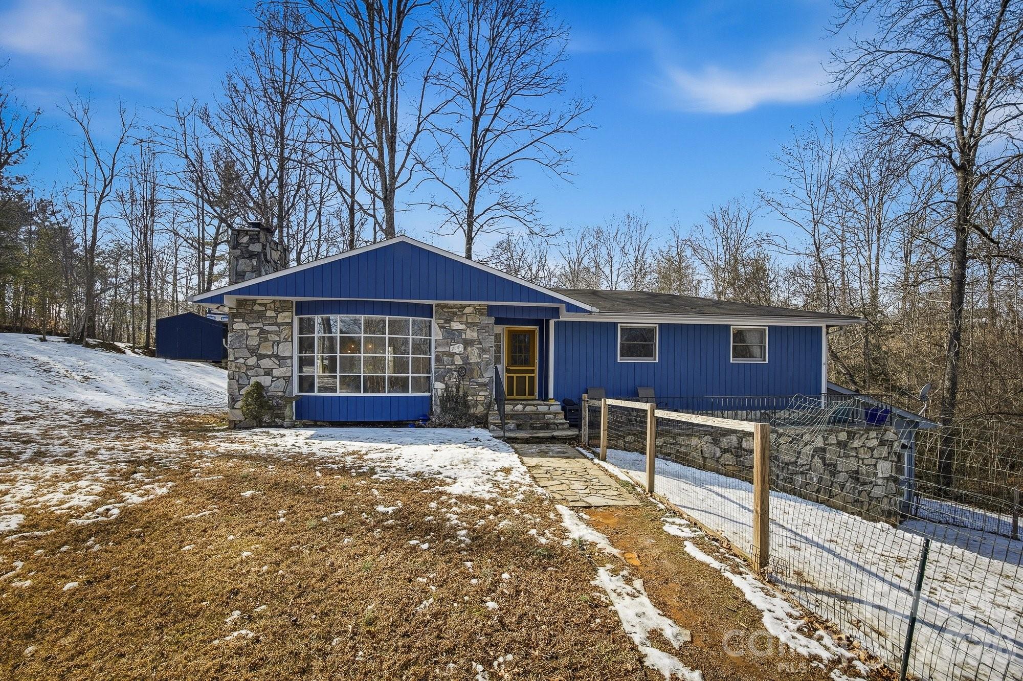 101 Honeysuckle Lane